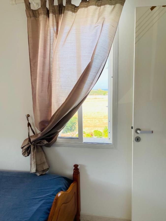 Peaceful Townhouse With Private Pool Near The Sea Apartman Paphos Kültér fotó